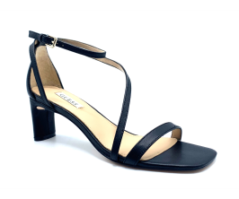 Sandalia Guess Selby Piel Negro lateral