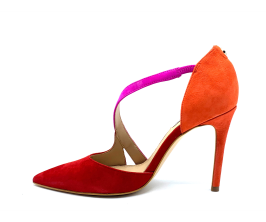 Zapato de salón Guess Ginetta rojo lateral