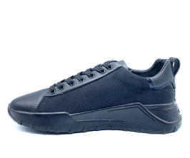 Sneaker Runner Guess Lucca negro lateral